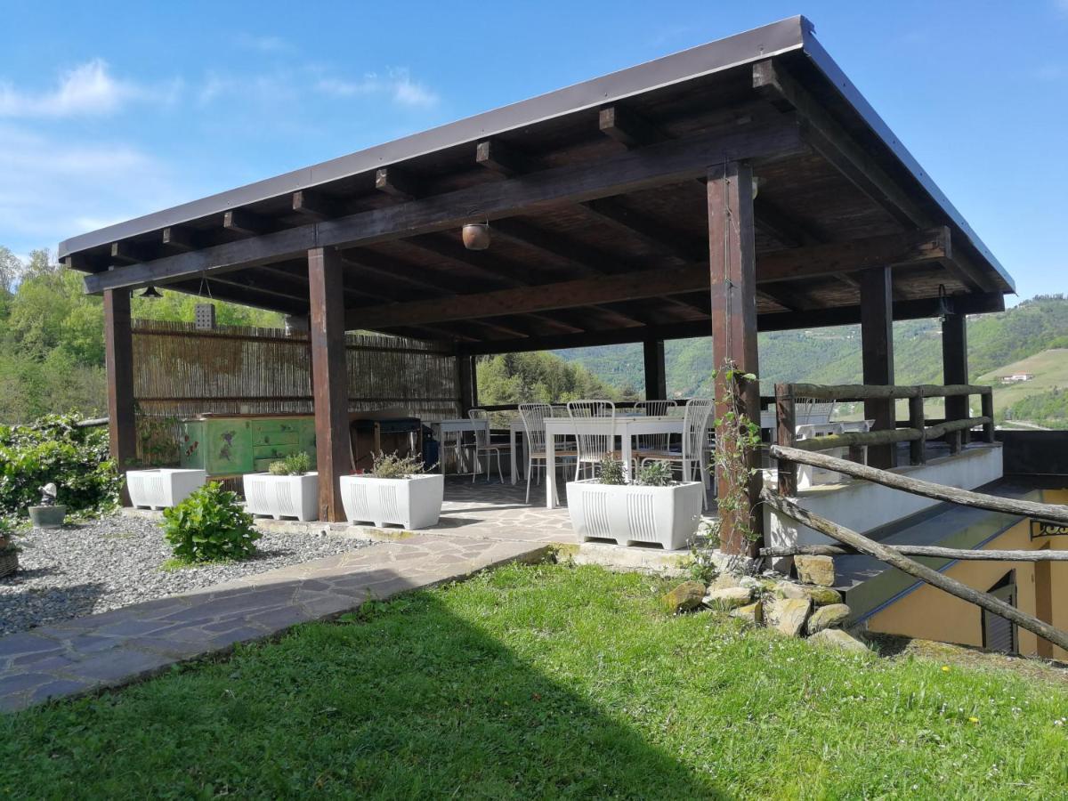 Tenuta Monteoliveto - Family Cottage - Agriturismo Nelle Langhe Vesime Exterior photo